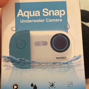 Vivitar Aqua Snap Underwater Camera - White and Blue